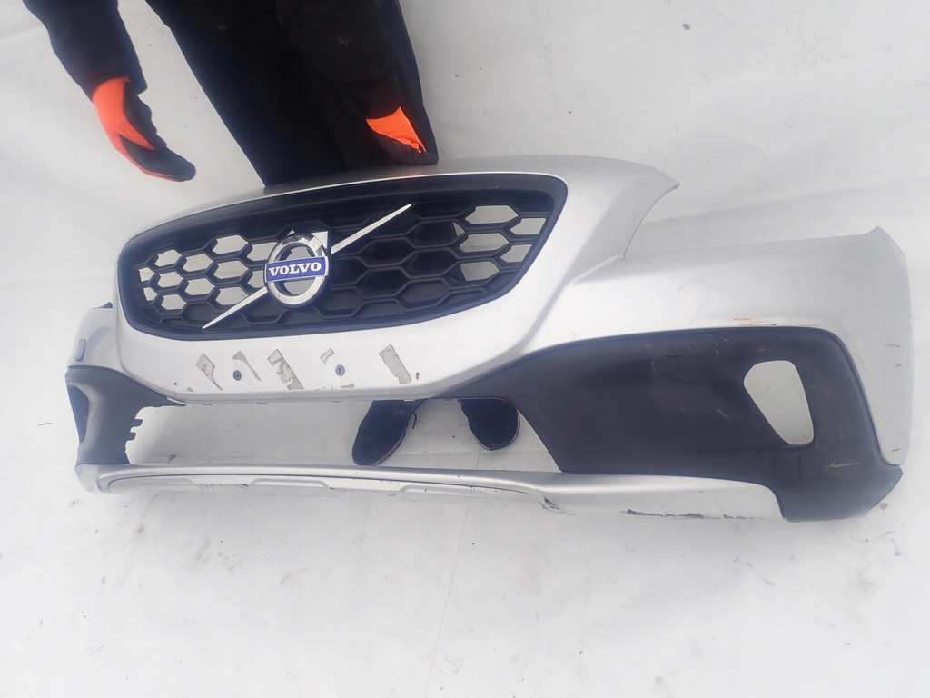 фото №12, Volvo xc40 cross country 12-19 бампер перед