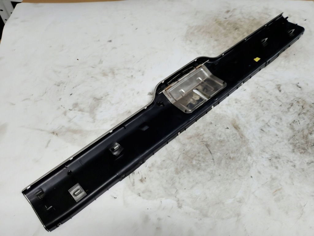 Porsche panamera накладка порог багажника 971864483a европа Недорого