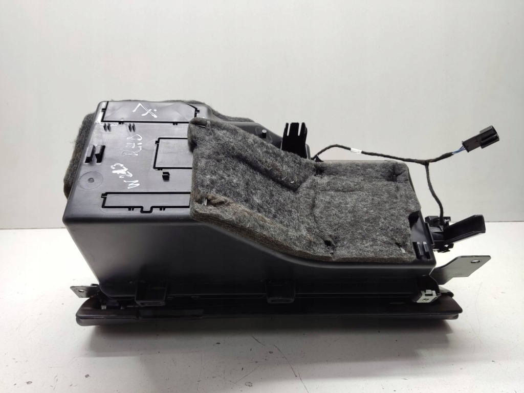 Mercedes-benz e w213 2019 бардачок a2136800391 Доставка