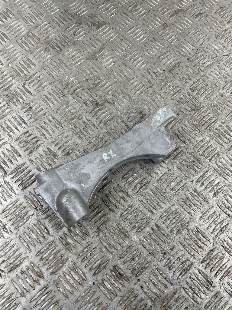 фото №1, Кронштейн колеса запасного lexus rx 450h