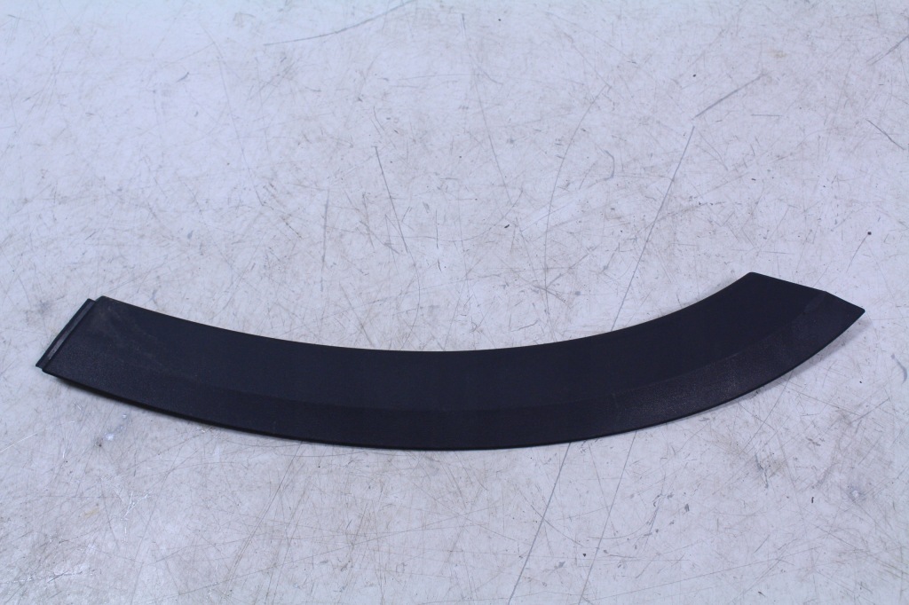 Купить Молдинг крыла правый задняя mercedes w247 a2477302702