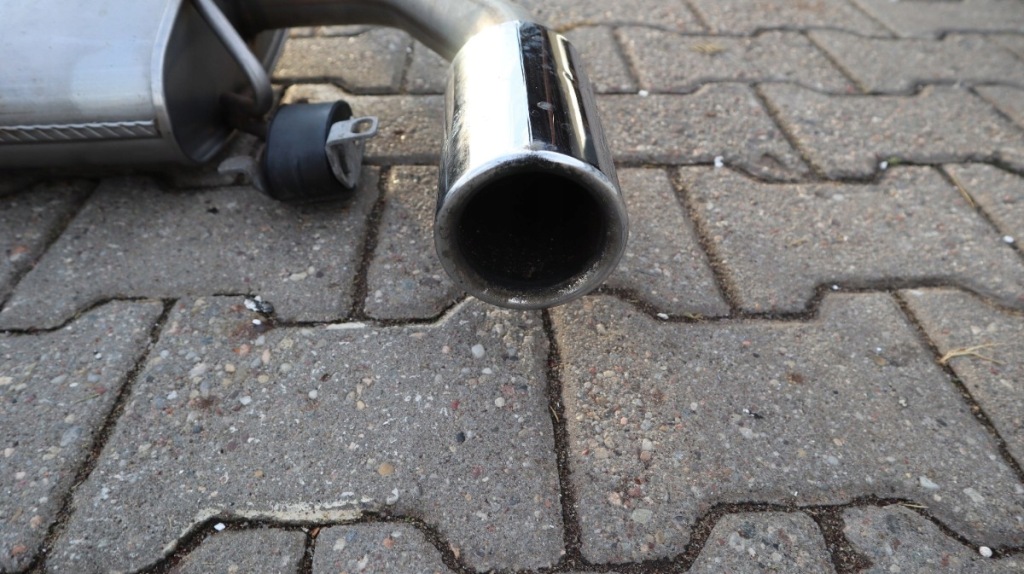 фото №10, Volvo xc60 ii 2.0 d4 гасник вихлоп труба 82219128