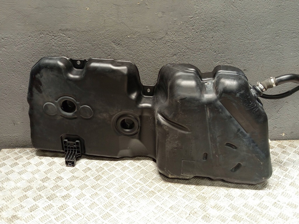 Bmw оригинальный номер 7348331 x1 f48 бак топлива дизель Цена