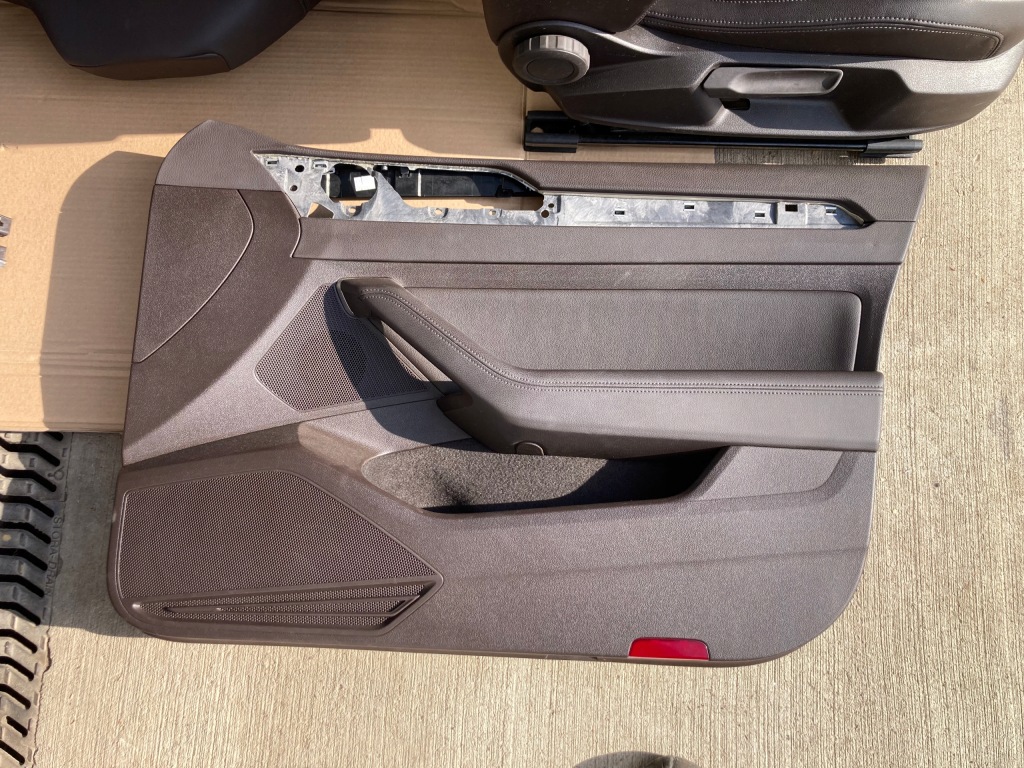 фото №14, Сидіння заднє сидіння оббивка коричневі vw passat b8 kombi