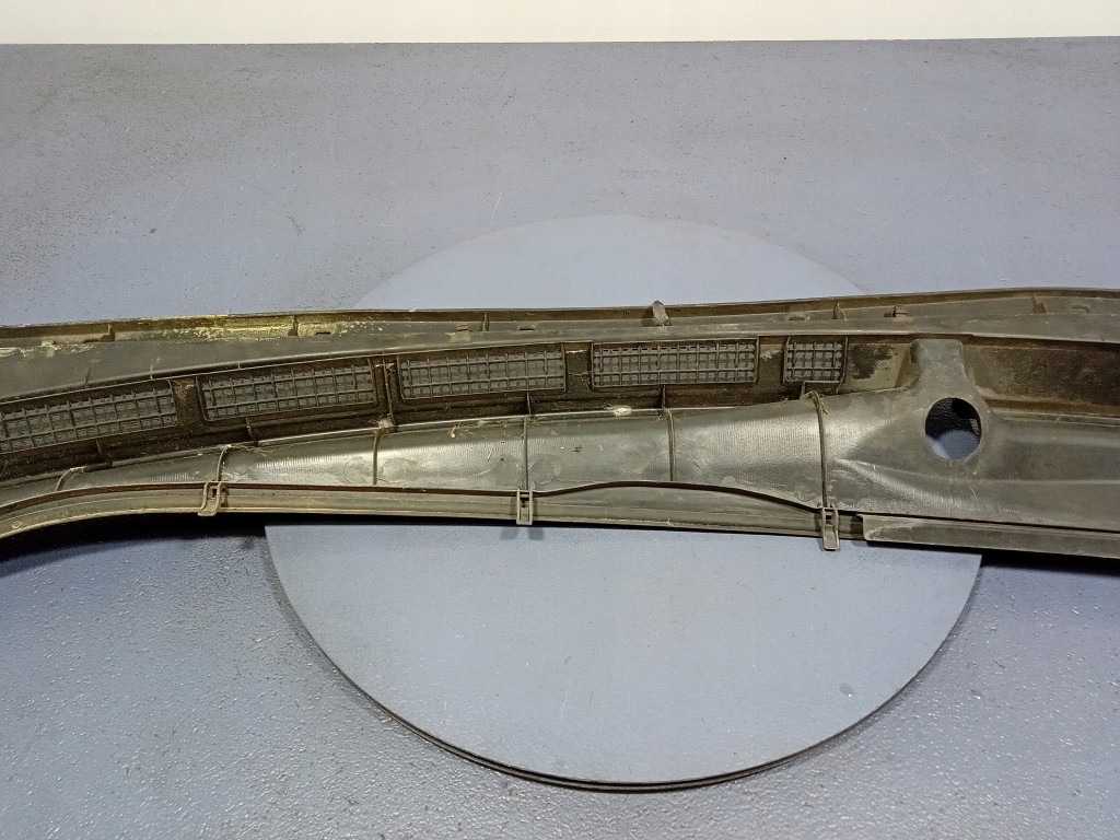 фото №7, Toyota sienna ii xl20 03- жабо верхній пластиковий 55708-08020