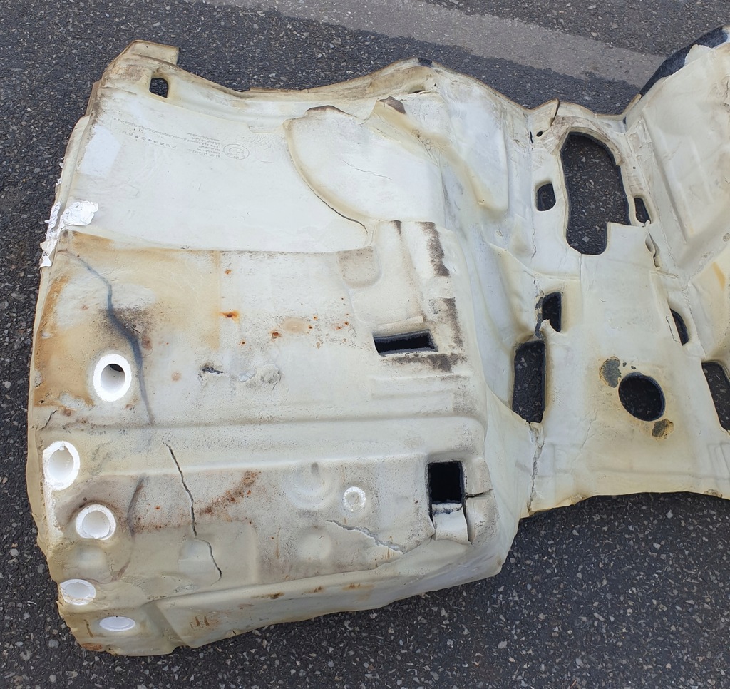 фото №8, Обшивка килимок підлога перед bmw 1 e87 10r оригінальний номер eu