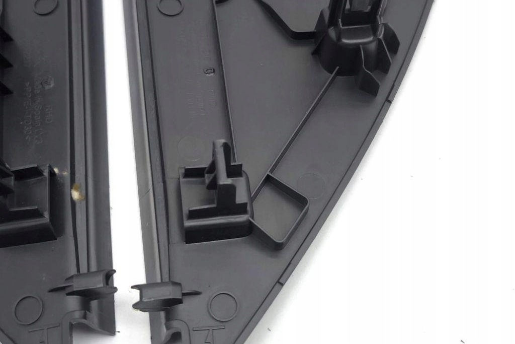 фото №14, Боковой накладки декоративные панели приборной панели seat ibiza v kj1 6f2858217 1.0l