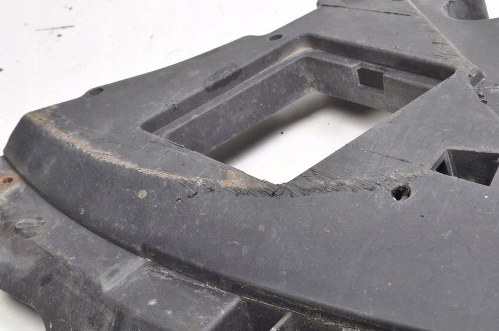 фото №11, Volvo v40 ii захист плита бампера pod бампер радіатор 31383735