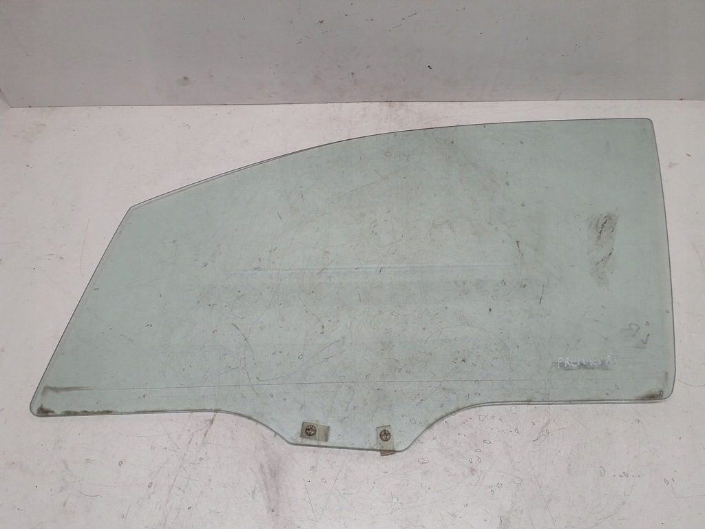 фото №1, Mazda premacy 1 i 01-06 lift стекло дверь левая передняя перед