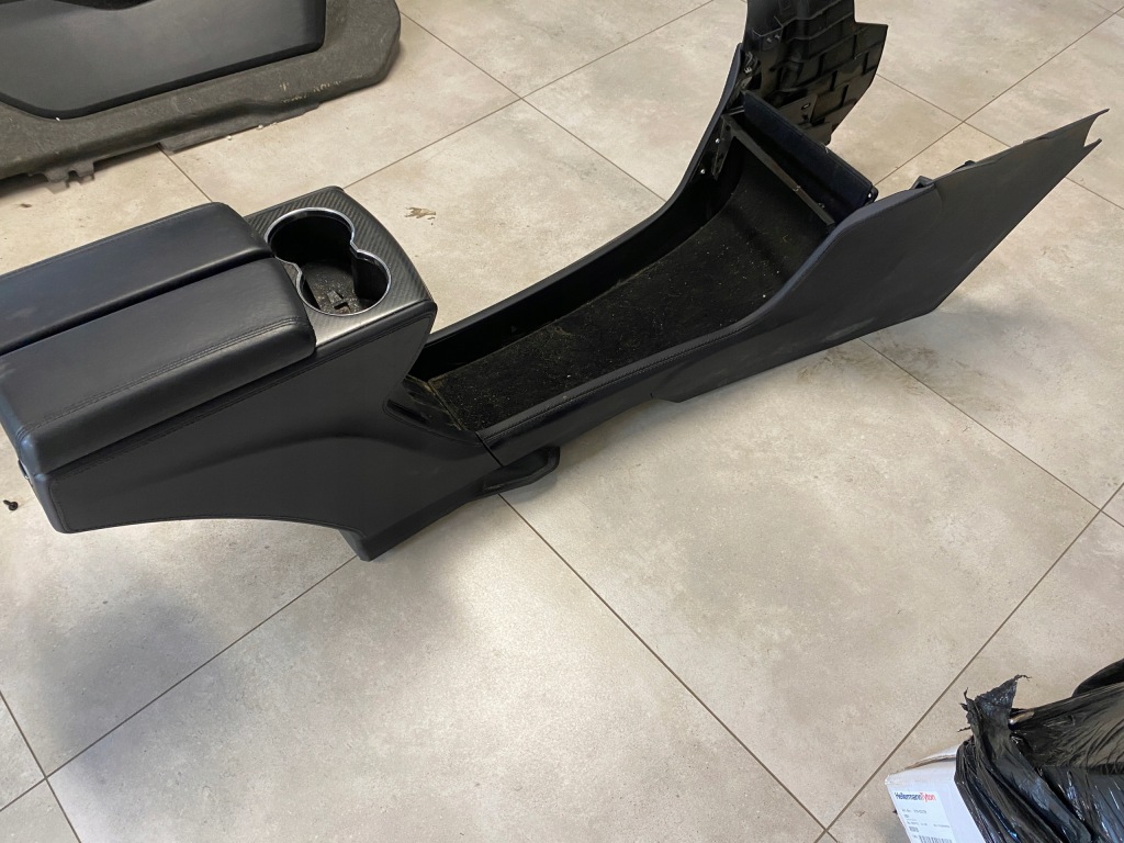 фото №5, Tesla model s 2013r тунель середній підлокітник