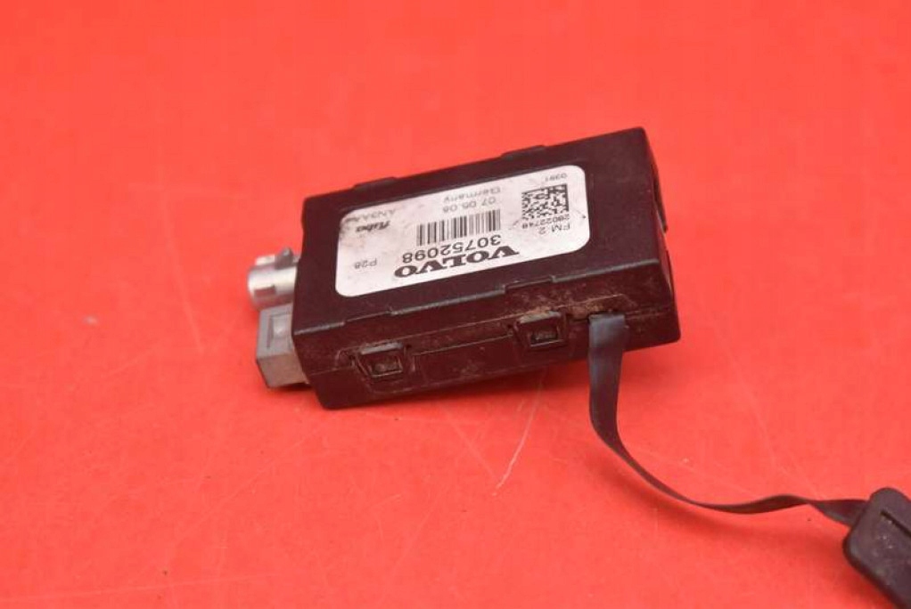 фото №5, Усилитель антенны 30752098 volvo xc90 1 i 06-14