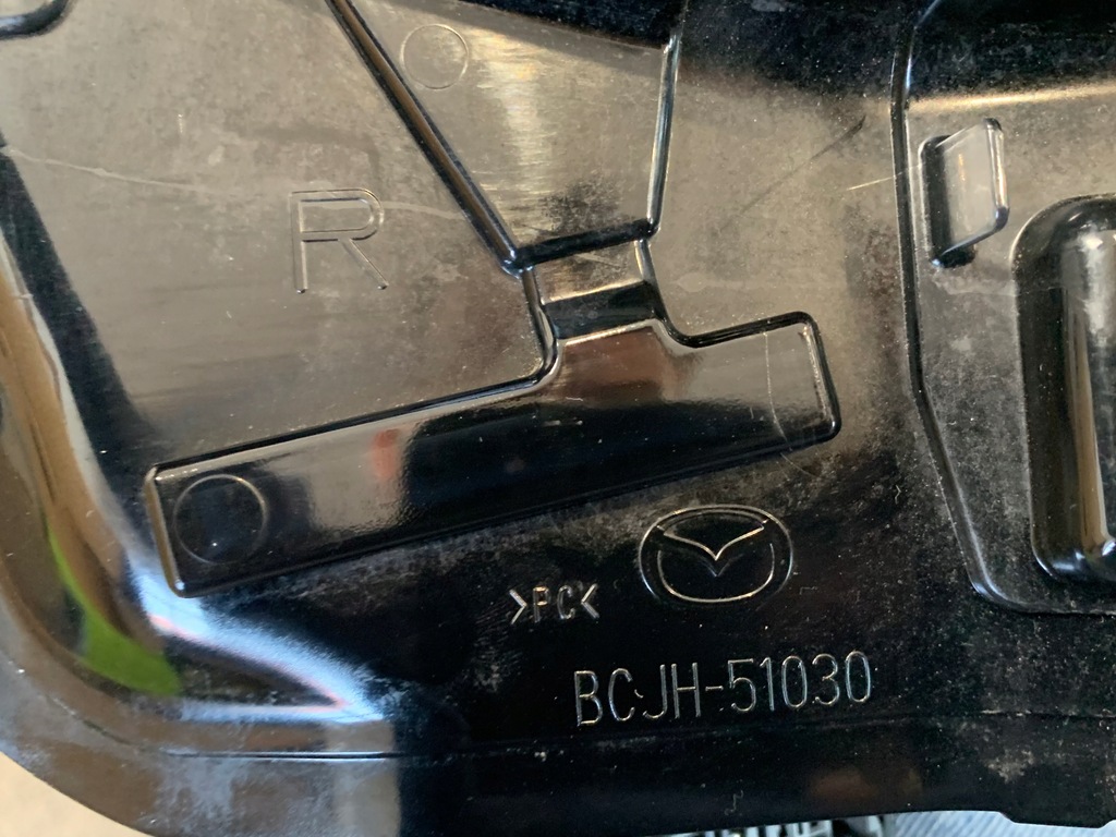 фото №10, Mazda 3 iv -19 лампа full led правая 8 pin ładna