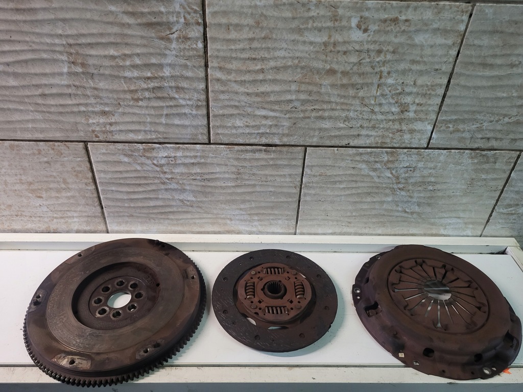 фото №1, Сцепление toyota avensis t25 2.0 vvti