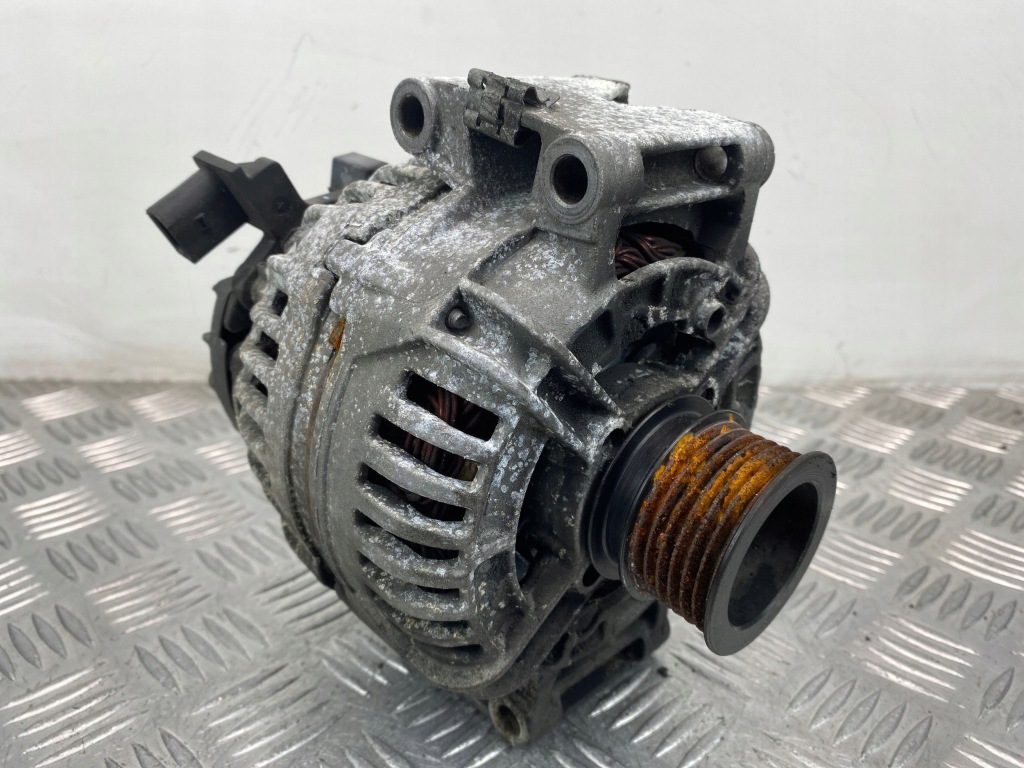 Купить Mercedes c300 w204 3.0 v6 генератор a2721540002