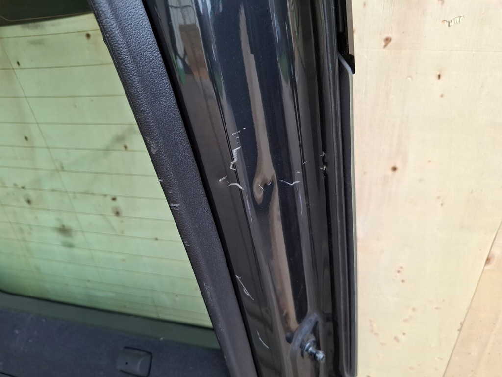 фото №14, Крышка багажника задняя audi a1 ii 82a 19r lx7l 5d