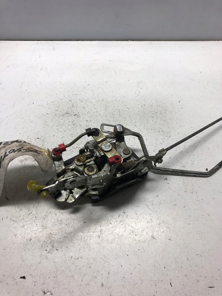 фото №1, Замок двері toyota hiace правий