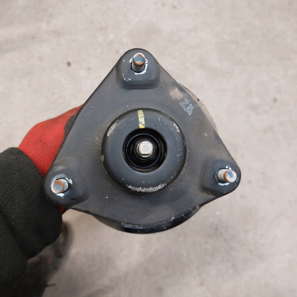 фото №13, Hyundai ix35 1,7 2013 амортизатор пружина левый перед с nowego автомобиля