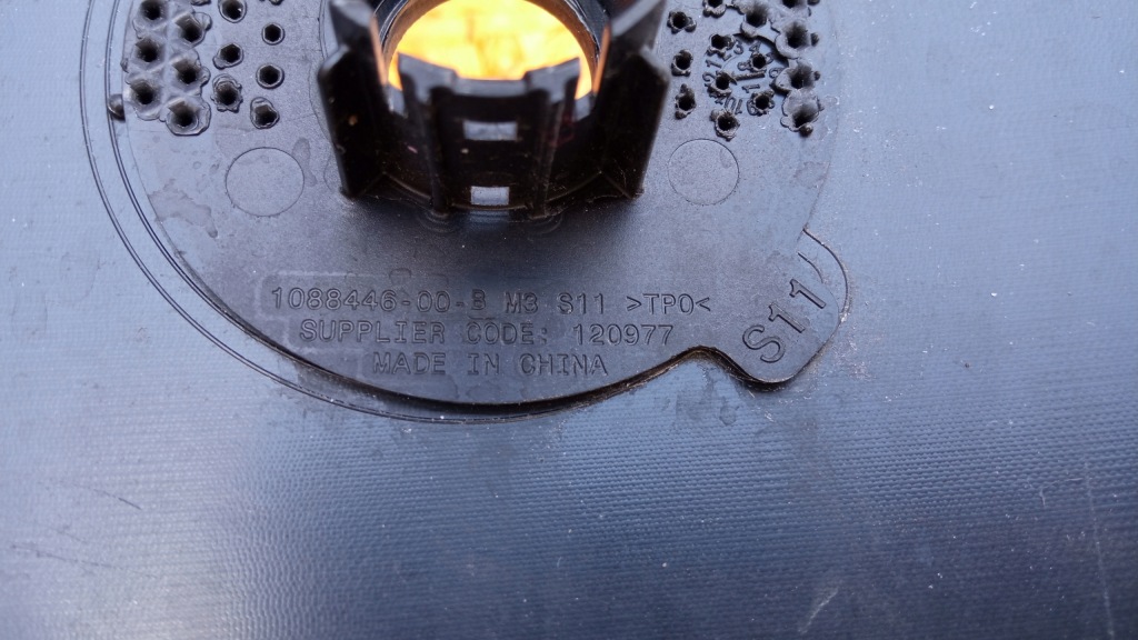 Tesla model 3 iii lift 17- бампер задня задній pdc Оригінал