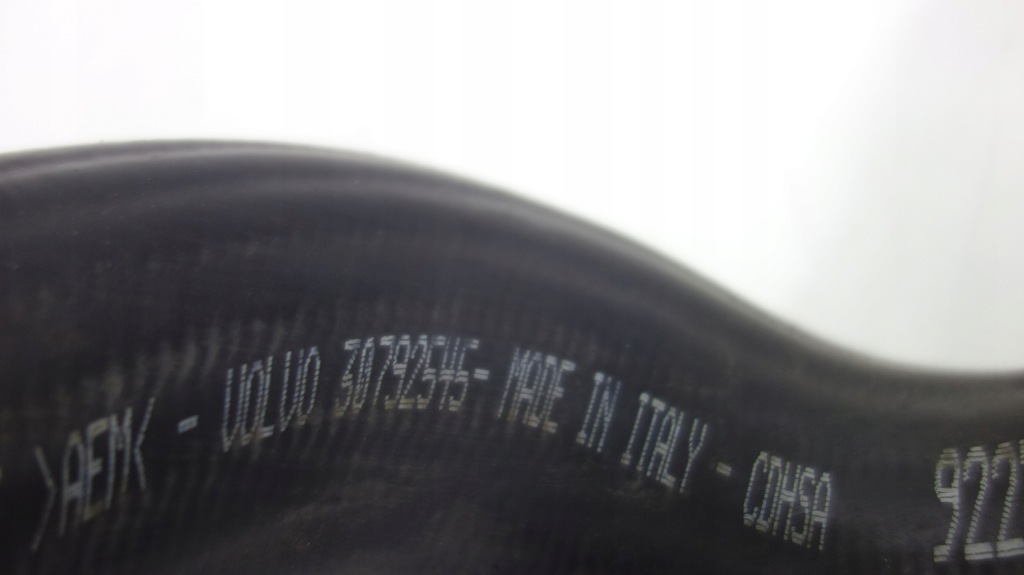 Volvo труба інтеркулер 30792545 Доставка