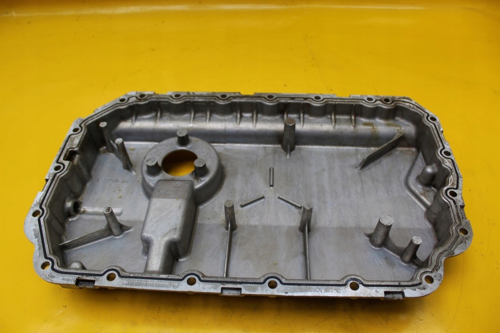 Піддон масляна audi a6 c6 3.2 b auk 06e103604g Недорого