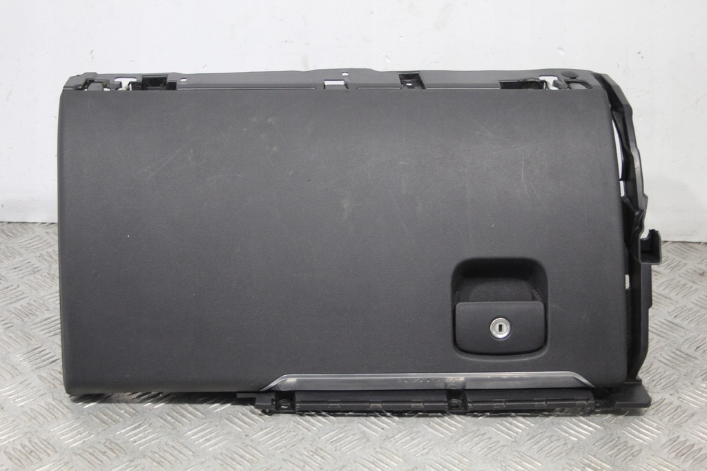 фото №1, Бардачок консолі jaguar f-pace x761