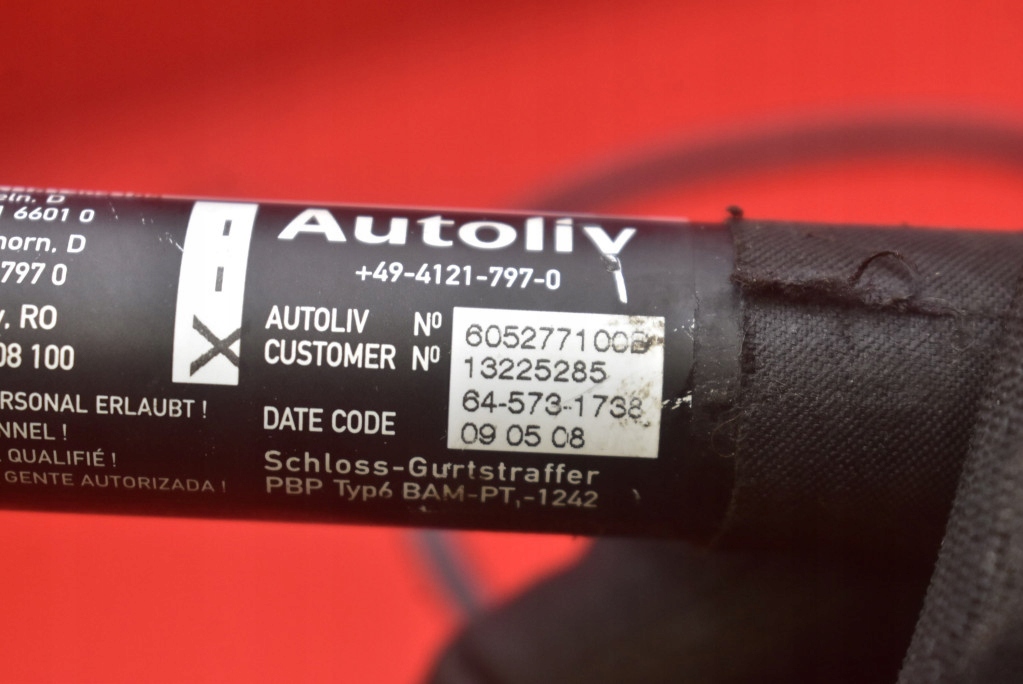 Натягувач кліпса поперечина правий перед 13225285 opel corsa d 5d 06-11 Недорого