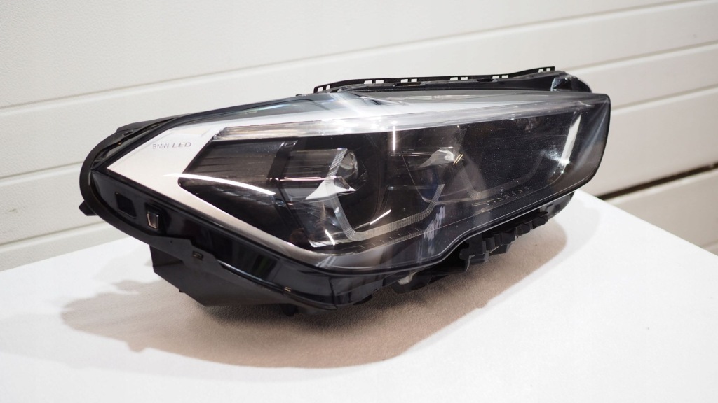Купить Фара правый  bmw x1 f48 full led рестайлинг  lci