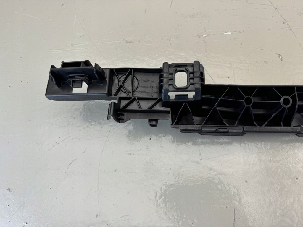 фото №9, Mercedes w254 c254 молдинг підсилювач бампера перед a2458853902