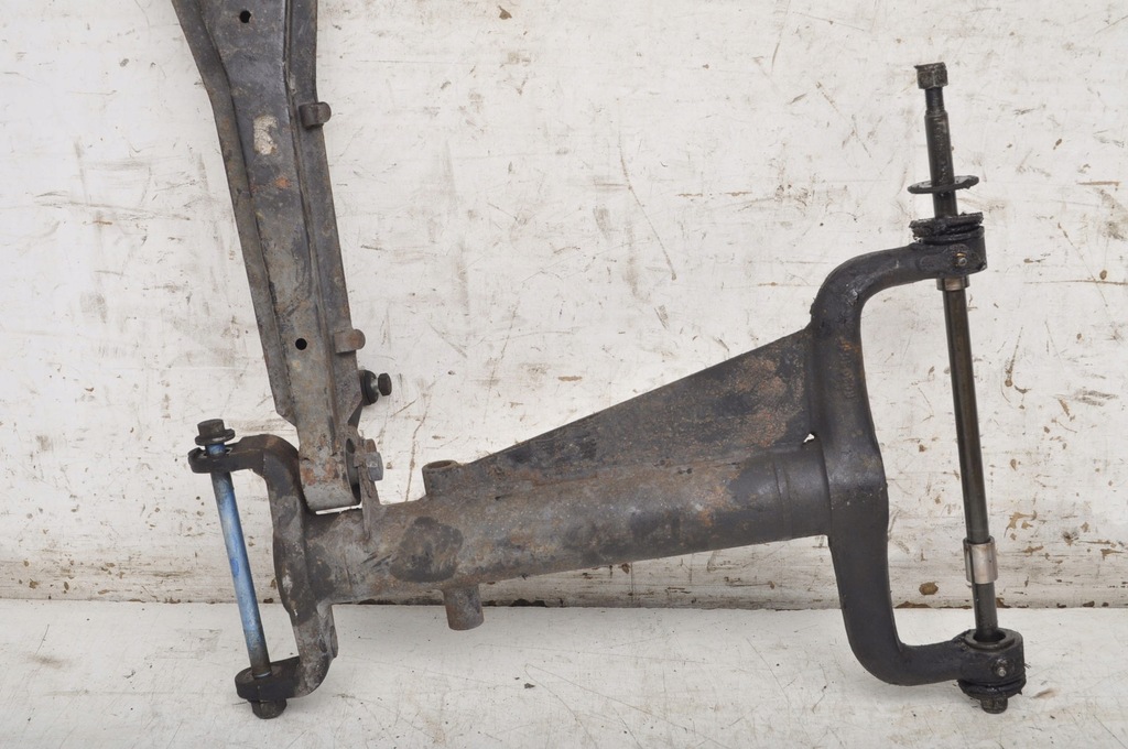 фото №6, Aston martin db7 5.9 рычаг правый задняя