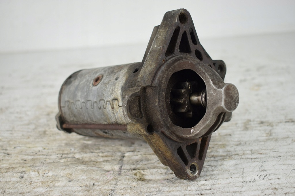 Стартер renault nissan 2.0 dci Оригинал