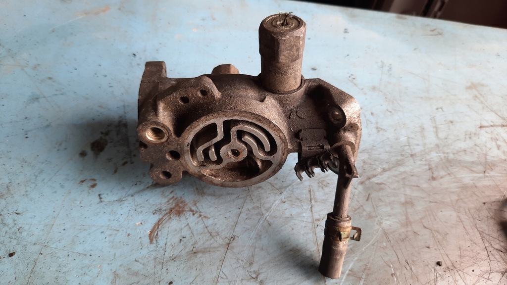 фото №1, Корпус термостата 8624839214 citroen berlingo 1.9