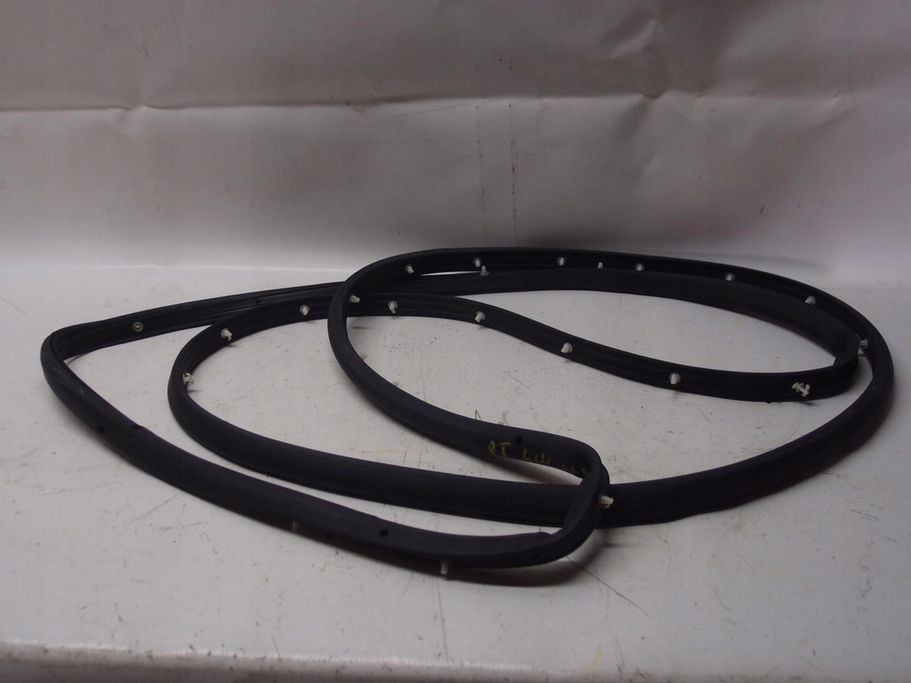 фото №1, Прокладка дверь правый задняя ford galaxy mk4