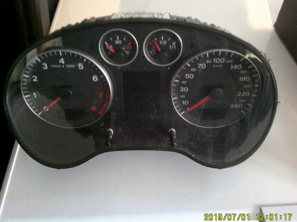 фото №1, Audi a3 8p счетчик 8p0920930j