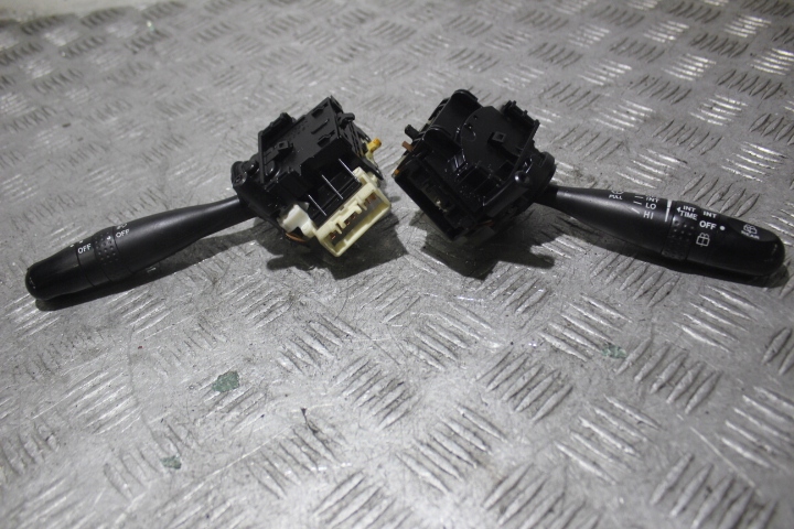 фото №1, Перемикач комбінований світла corolla ix e12