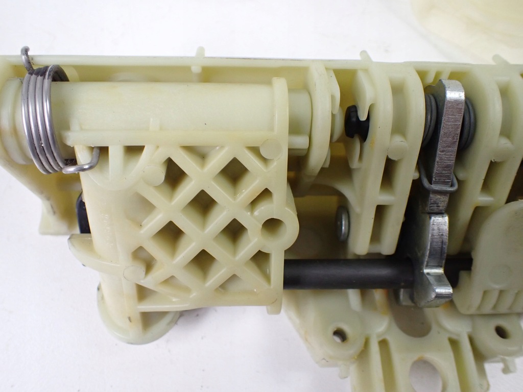 фото №7, Механізм подушка підголівник mercedes w220 правий