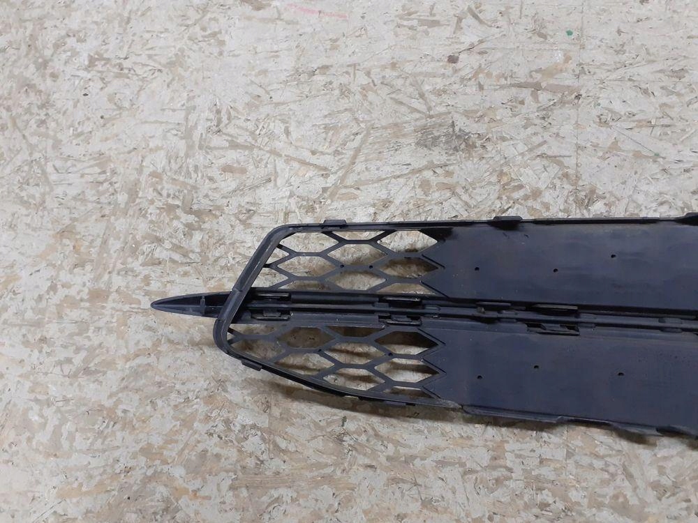 Решётка бампера перед передняя правая audi a6 c7 4g0 s-line 4g0807682d с Разборки