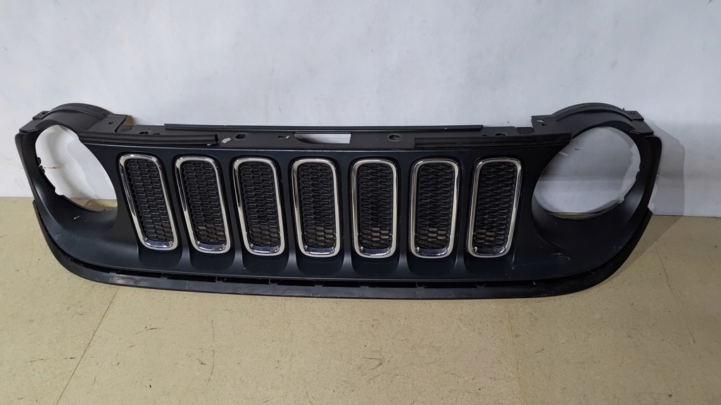 фото №2, Jeep renegade решётка радиатора решётка радиатора радиатора 735587827 оригинал mopar