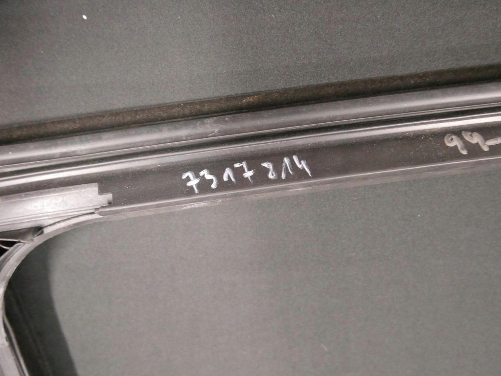 фото №8, Bmw x6 f16 прокладка напрямна скло двері правий задня 7317814