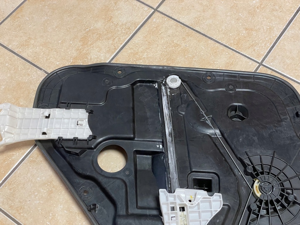 фото №9, Підйомник скло правий задня kia soul ii 14-17