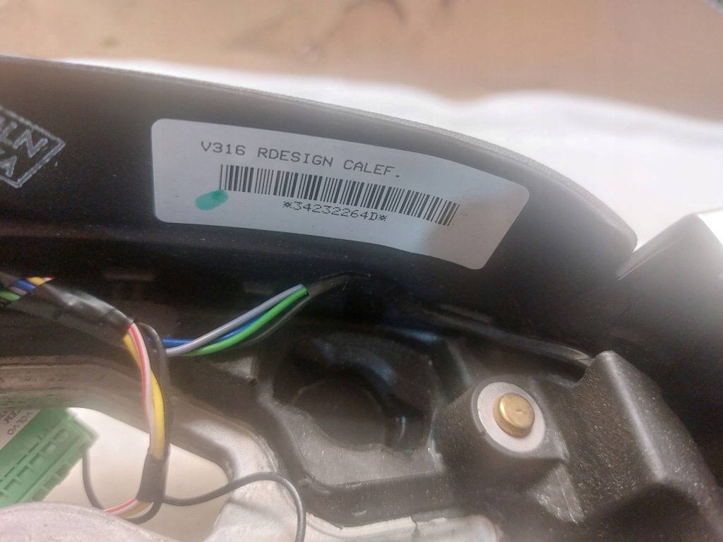 фото №2, Volvo xc40 воздуховод r desing calef v316