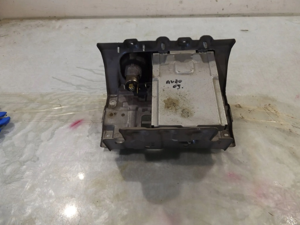 фото №3, Aveo t250 пепельница