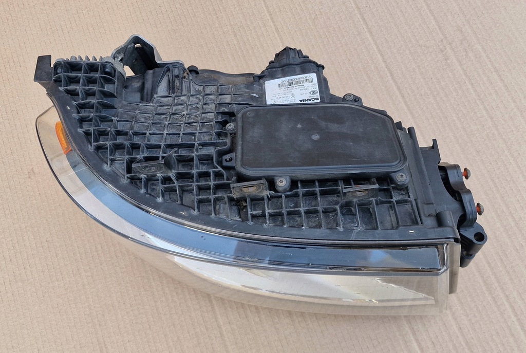 фото №11, Фара лампа full led правый scania r s