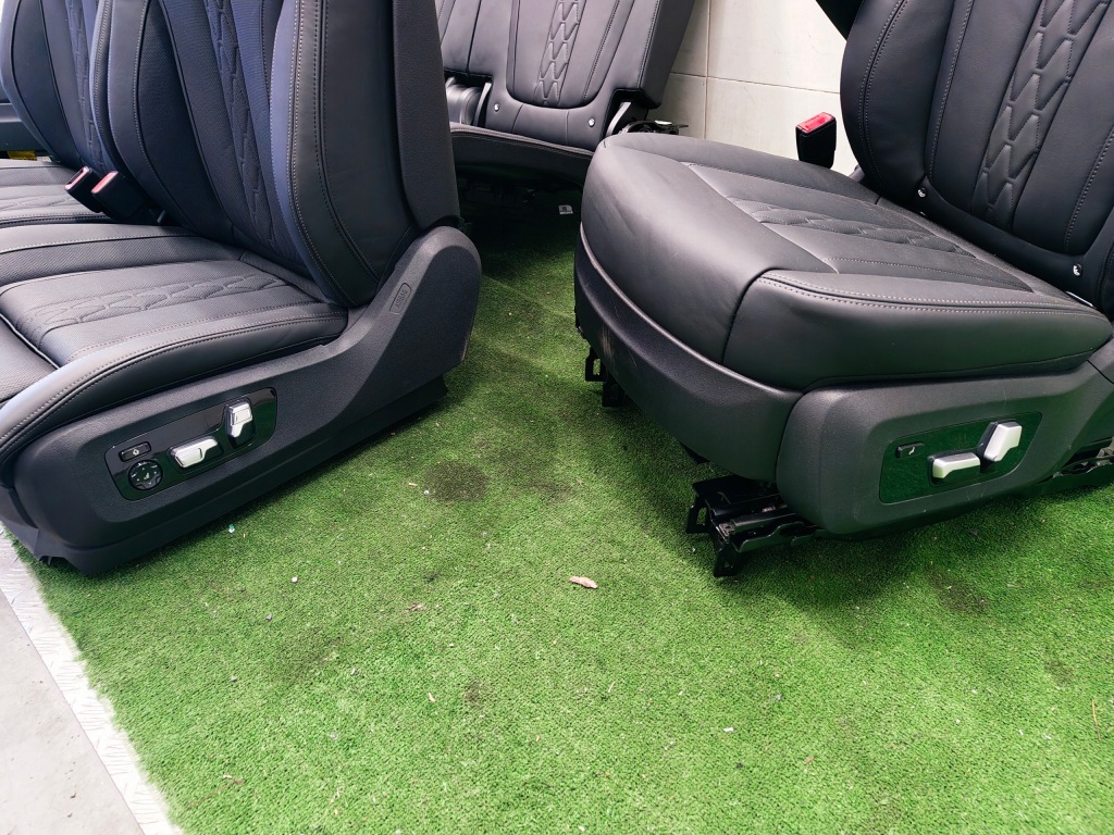 фото №8, Bmw x7 g07 lci середина обивка сиденья заднее сиденье обшивки туннель кожа