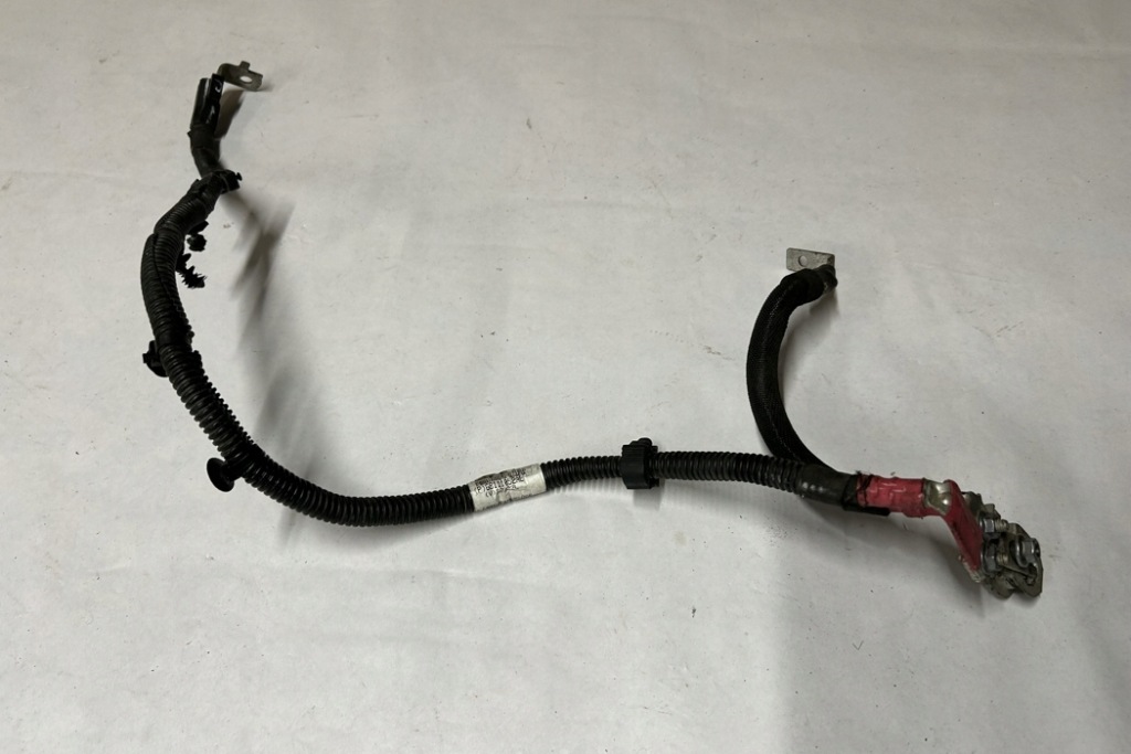 фото №8, Клемма плюсовая jeep cherokee kl 68111052ae 2.4l бензиновый 135kw 2015