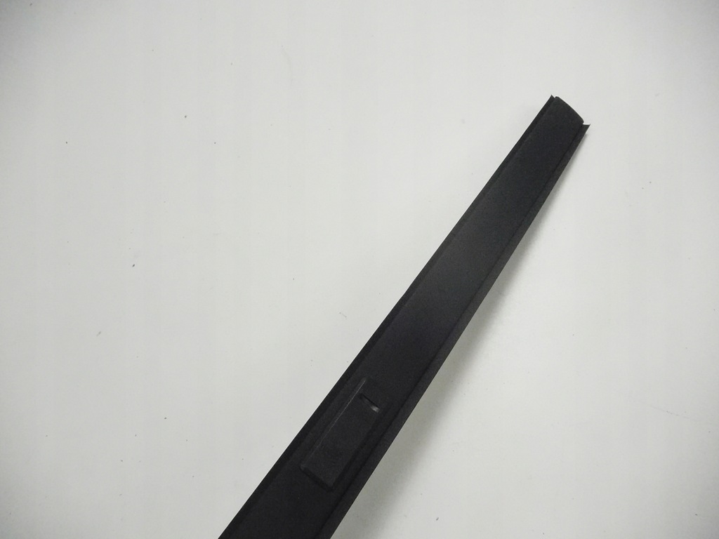 фото №7, Молдинг кровельная левая hyundai i20 14-20 оригинальный номер 87230c8500