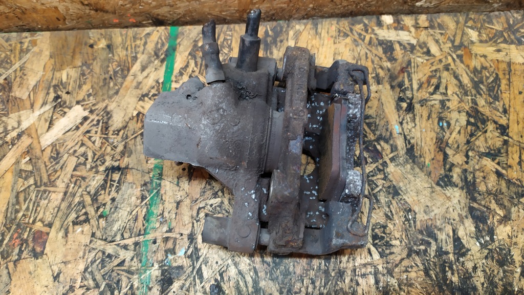 фото №6, Ford c-max mk2 суппорт тормоза левый задняя