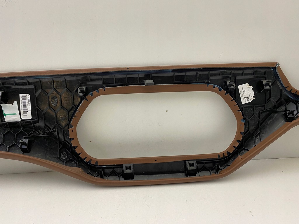 фото №8, Skoda enyaq iv накладка кожа dekor консоли верхний