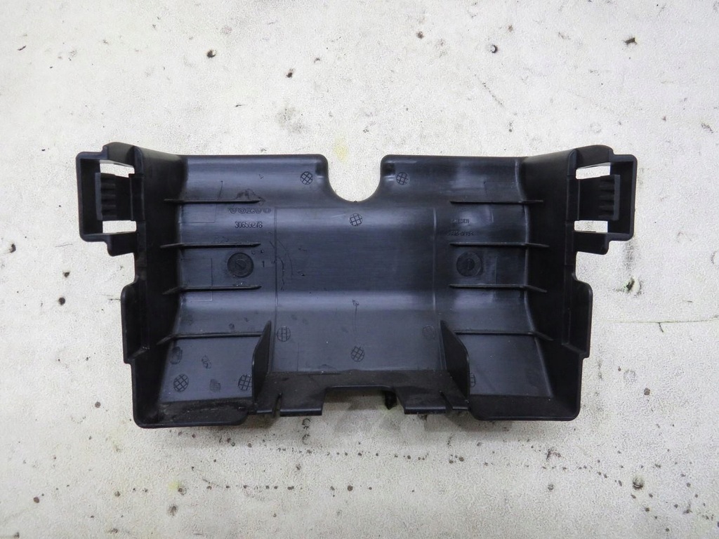 фото №4, Кришка захист запобіжників volvo v40 2.0 d4