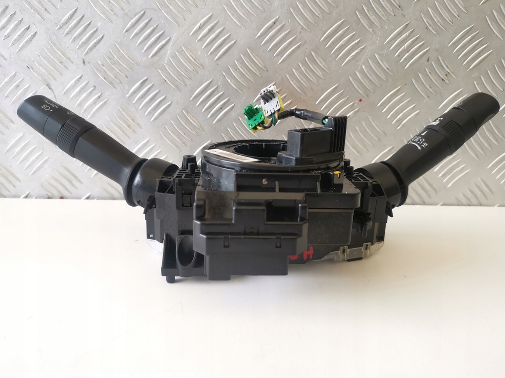 фото №13, Honda hr-v ii 15- переключатели лента pod руль usa