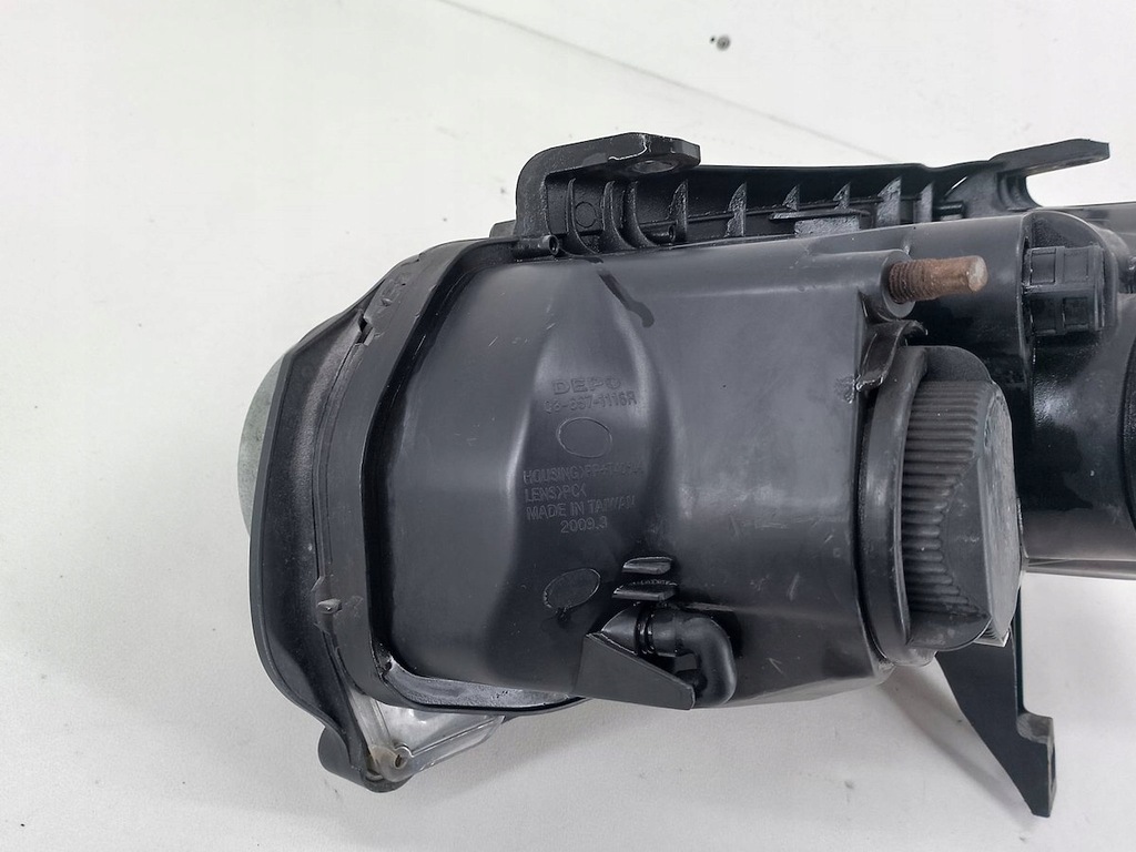 фото №7, Лампа перед права alfa romeo 159 667-1116r-lhd 08-657-116r